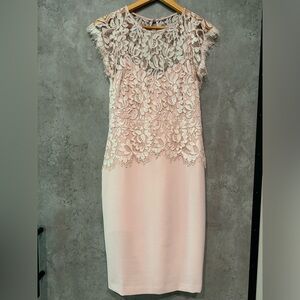 Pink, lace Vince Camuto women’s size 6 formal dress